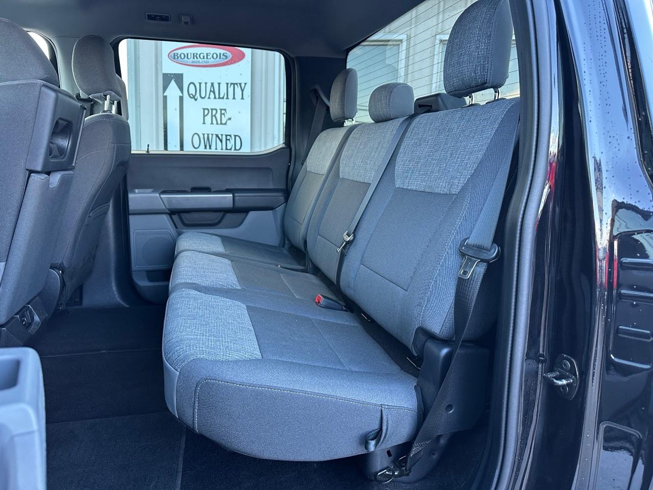 2022 Ford F-150 XLT 4WD SuperCrew 5.5' Box Photo