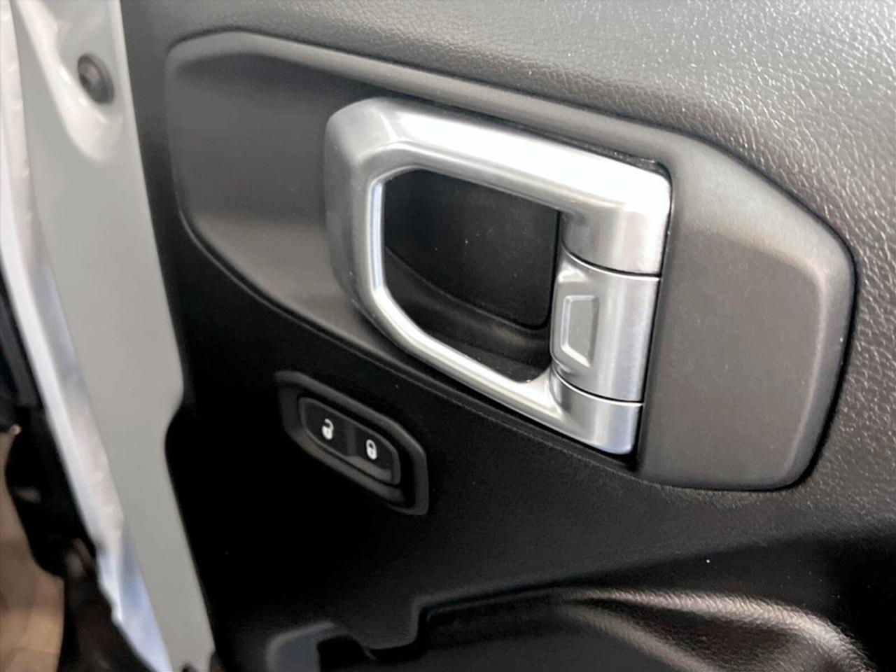 13376639