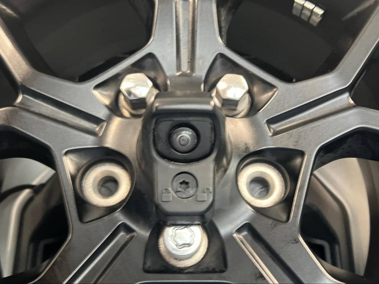 13376639