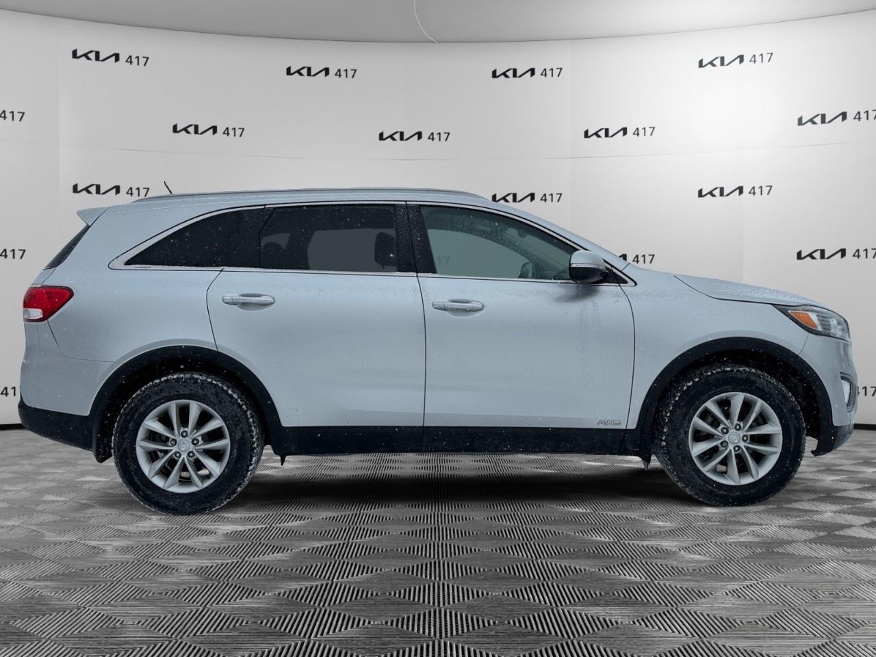 2017 Kia Sorento AWD 4DR LX Photo