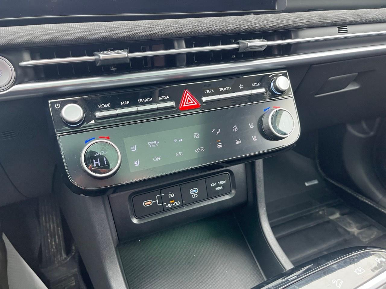 2026 Hyundai Tucson Hybrid Ultimate AWD Photo