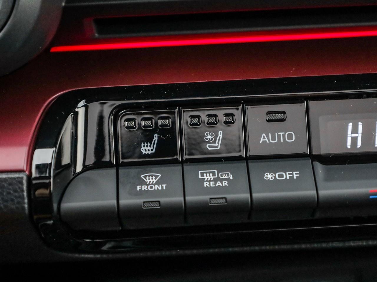 2026 Toyota Prius Plug-In Hybrid XSE Premium Photo