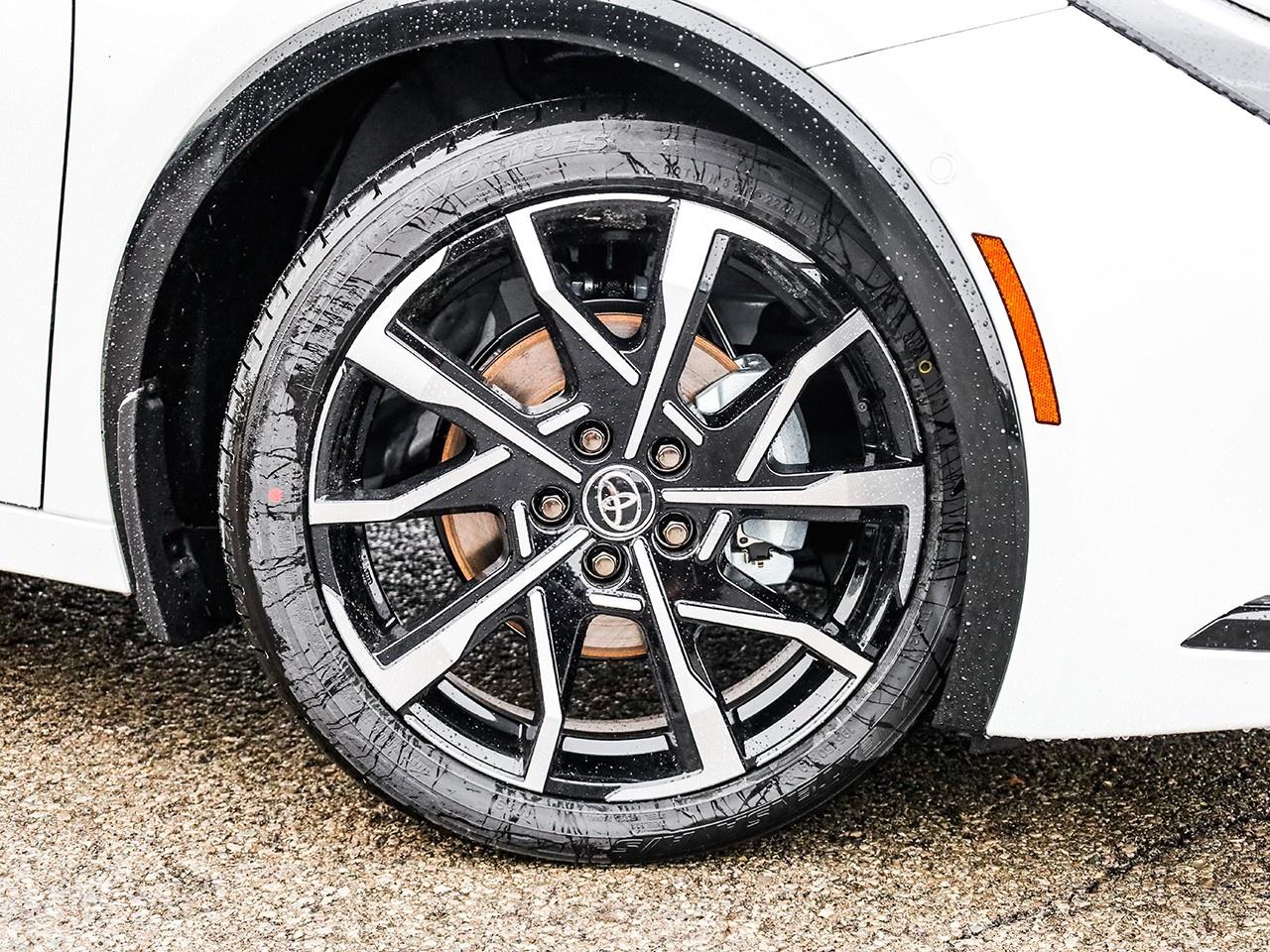 2026 Toyota Prius Plug-In Hybrid XSE Premium Photo