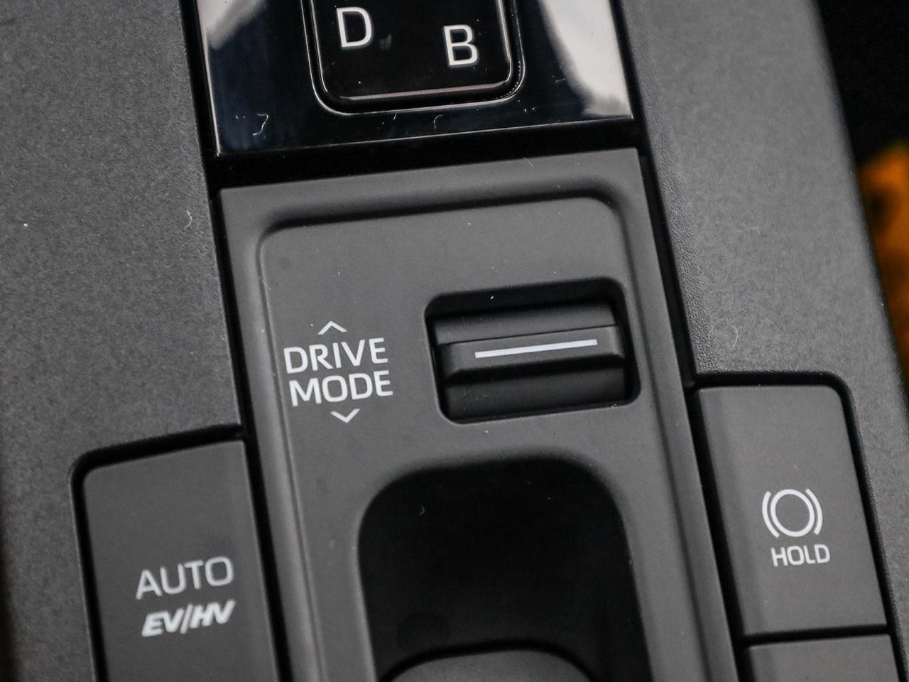 2026 Toyota Prius Plug-In Hybrid XSE Premium $8000 IN TOTAL SAVINGS AVAILABLE!! Photo