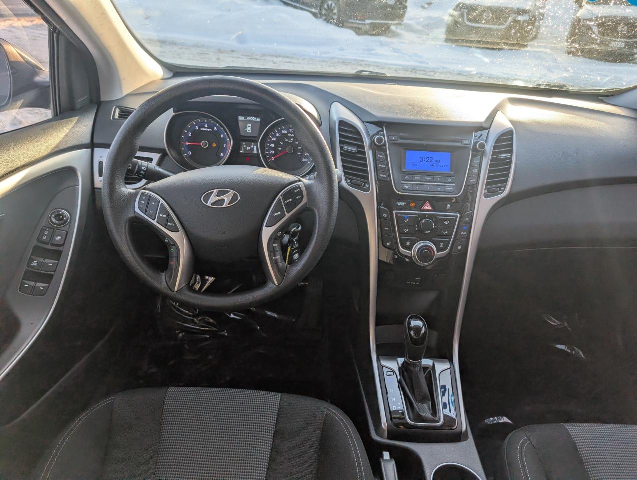 2016 Hyundai Elantra GT GL Photo