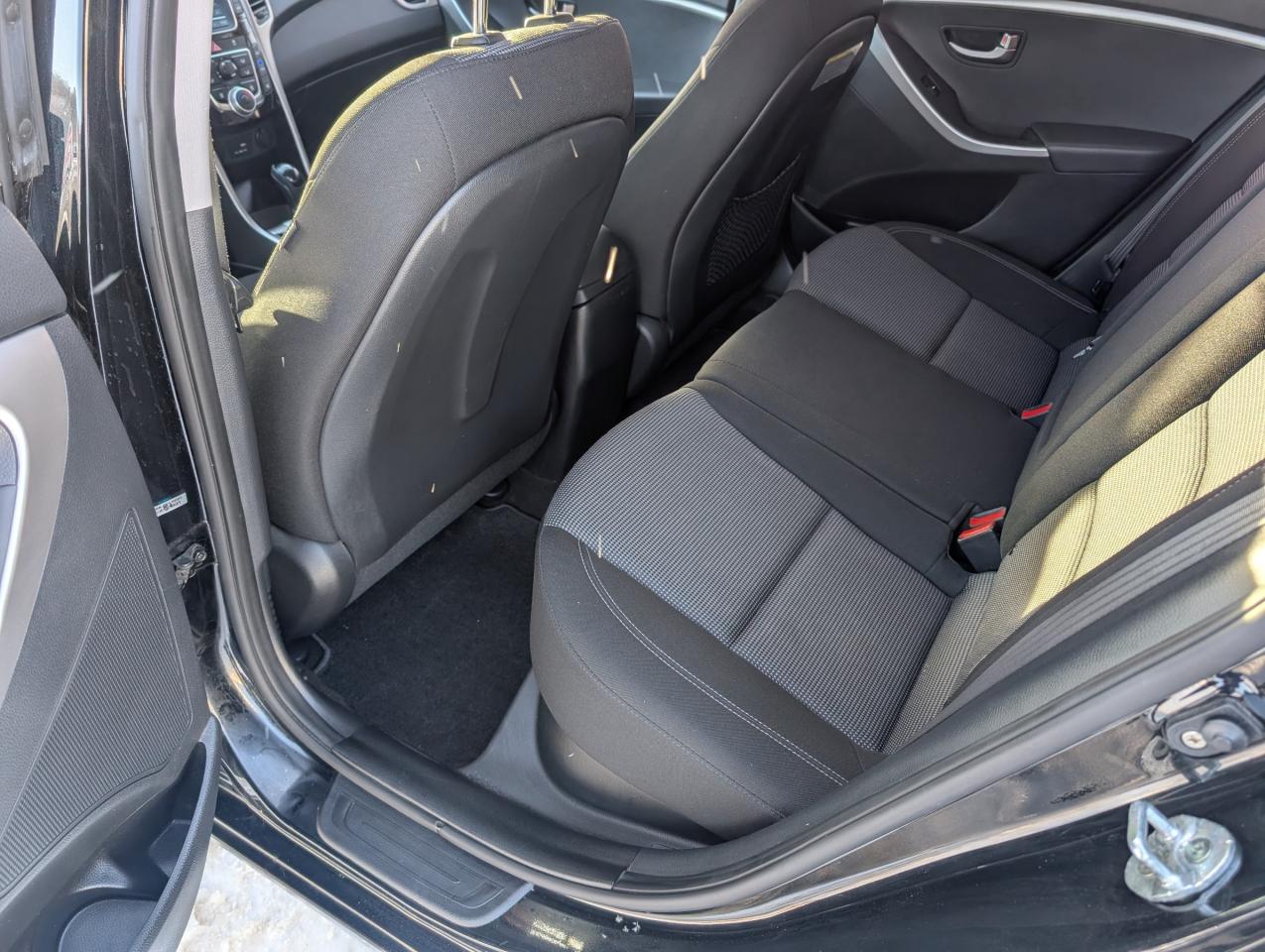 2016 Hyundai Elantra GT GL Photo