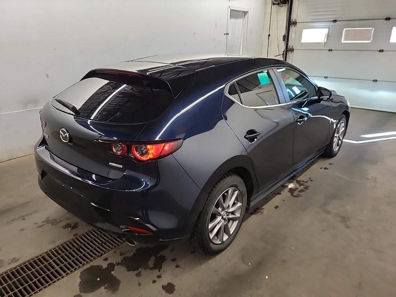 2021 Mazda MAZDA3 Sport GS | HATCHBACK | NO ACCIDENTS | MAZDA SERVICED Photo