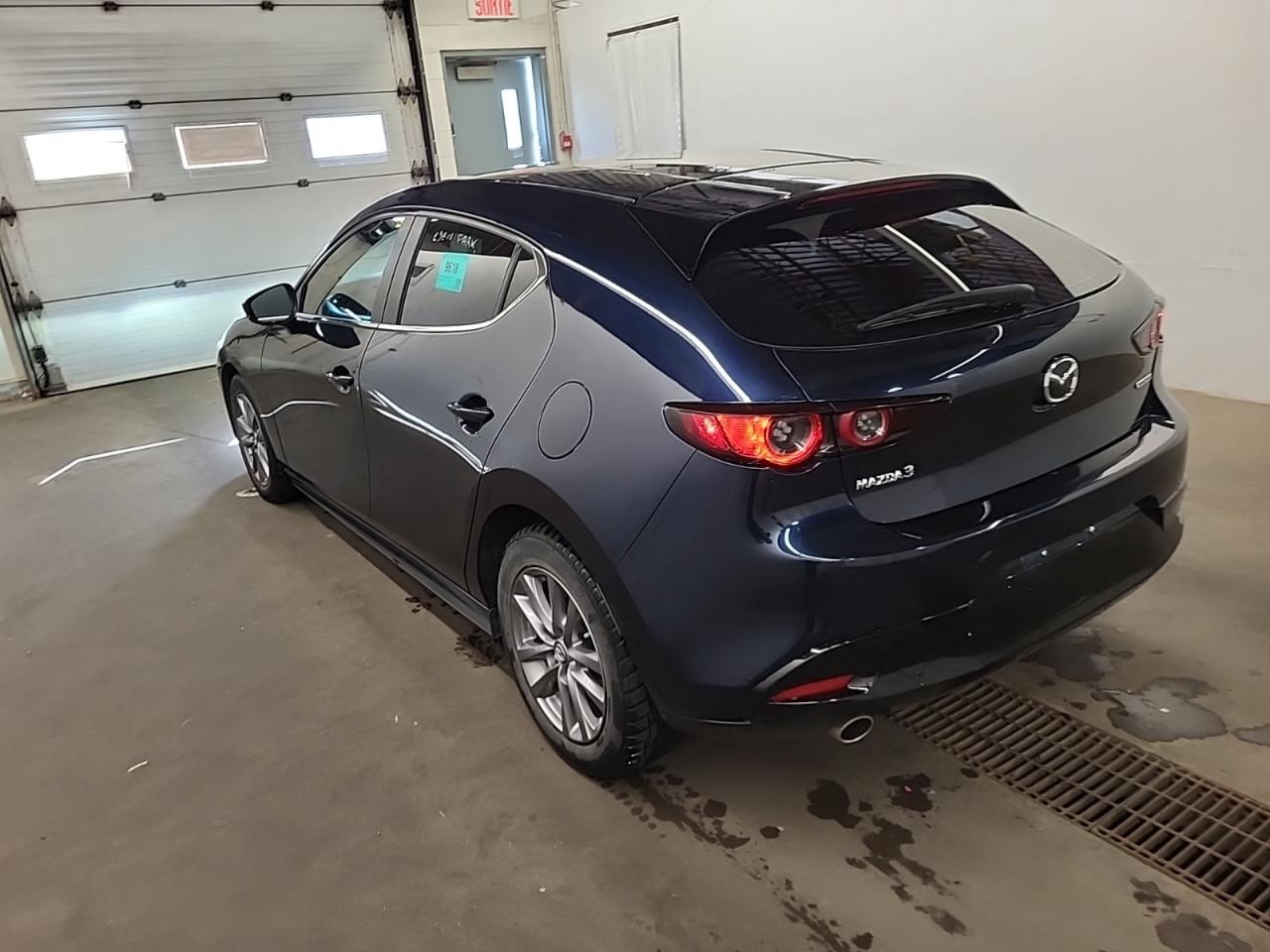 2021 Mazda MAZDA3 Sport GS | HATCHBACK | NO ACCIDENTS | MAZDA SERVICED Photo