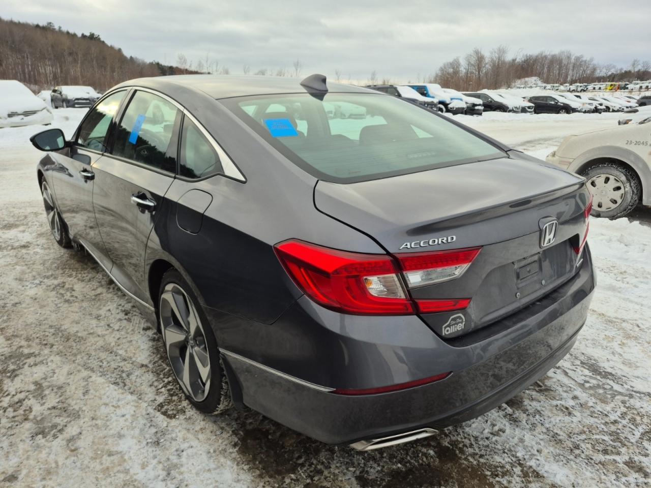 2018 Honda Accord TOURING | NO ACCIDENTS | 12 SERV REC | NAV | LTHR Photo