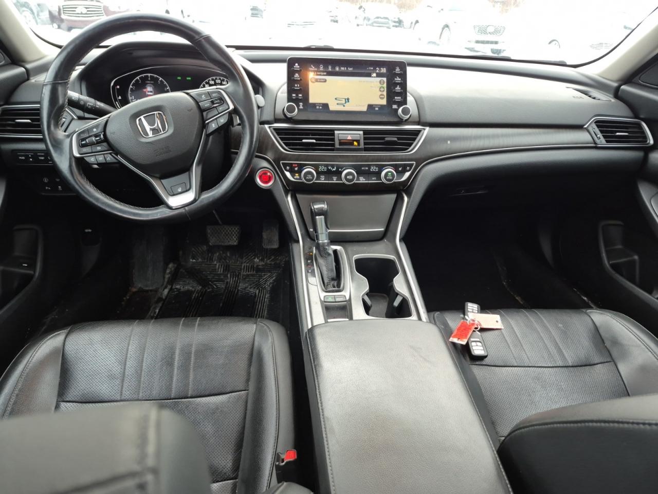 2018 Honda Accord TOURING | NO ACCIDENTS | 12 SERV REC | NAV | LTHR Photo