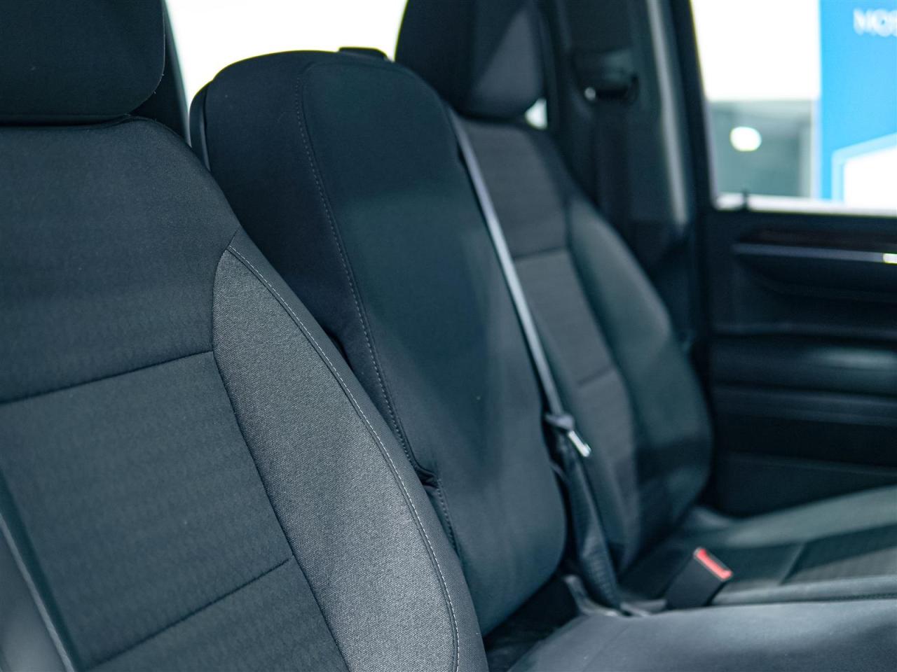 2024 GMC Sierra 1500 ELEVATION CREW CAB | 4X4 | 5.3 V8 | NO ACCIDENTS Photo