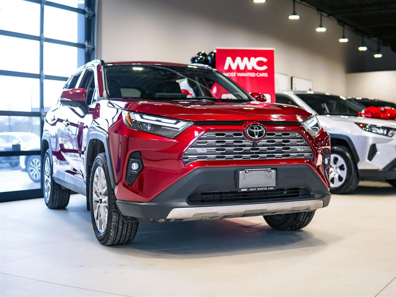 2025 Toyota RAV4 LIMITED AWD | NO ACCIDENTS | NAV | LEATHER Photo