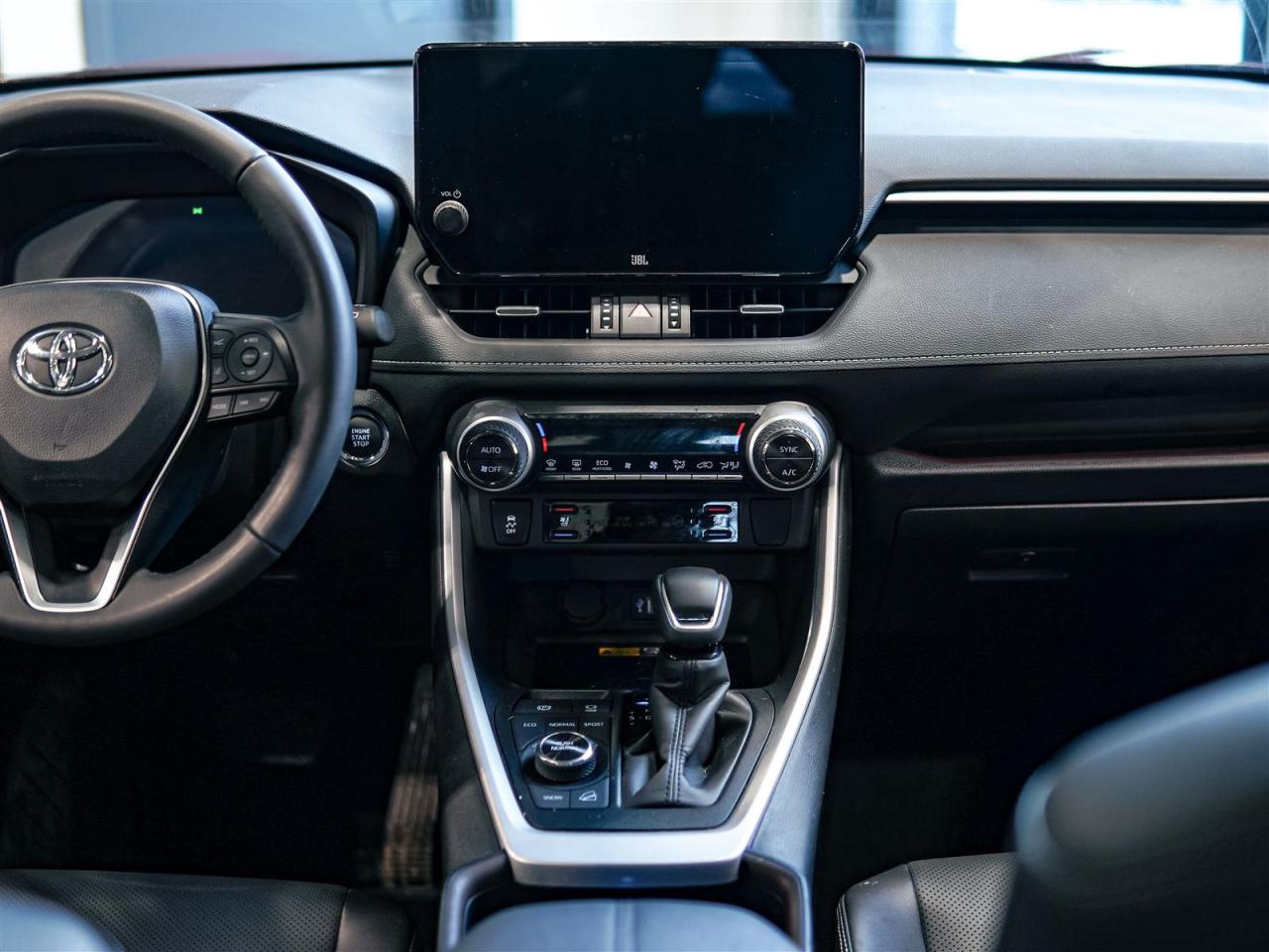 2025 Toyota RAV4 LIMITED AWD | NO ACCIDENTS | NAV | LEATHER Photo