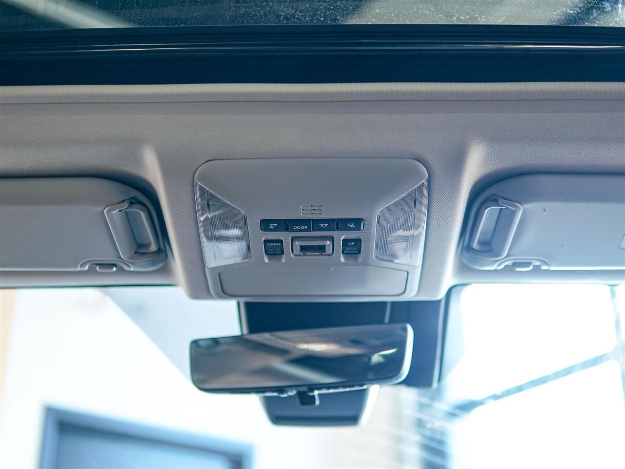 2025 Toyota RAV4 LIMITED AWD | NO ACCIDENTS | NAV | LEATHER Photo