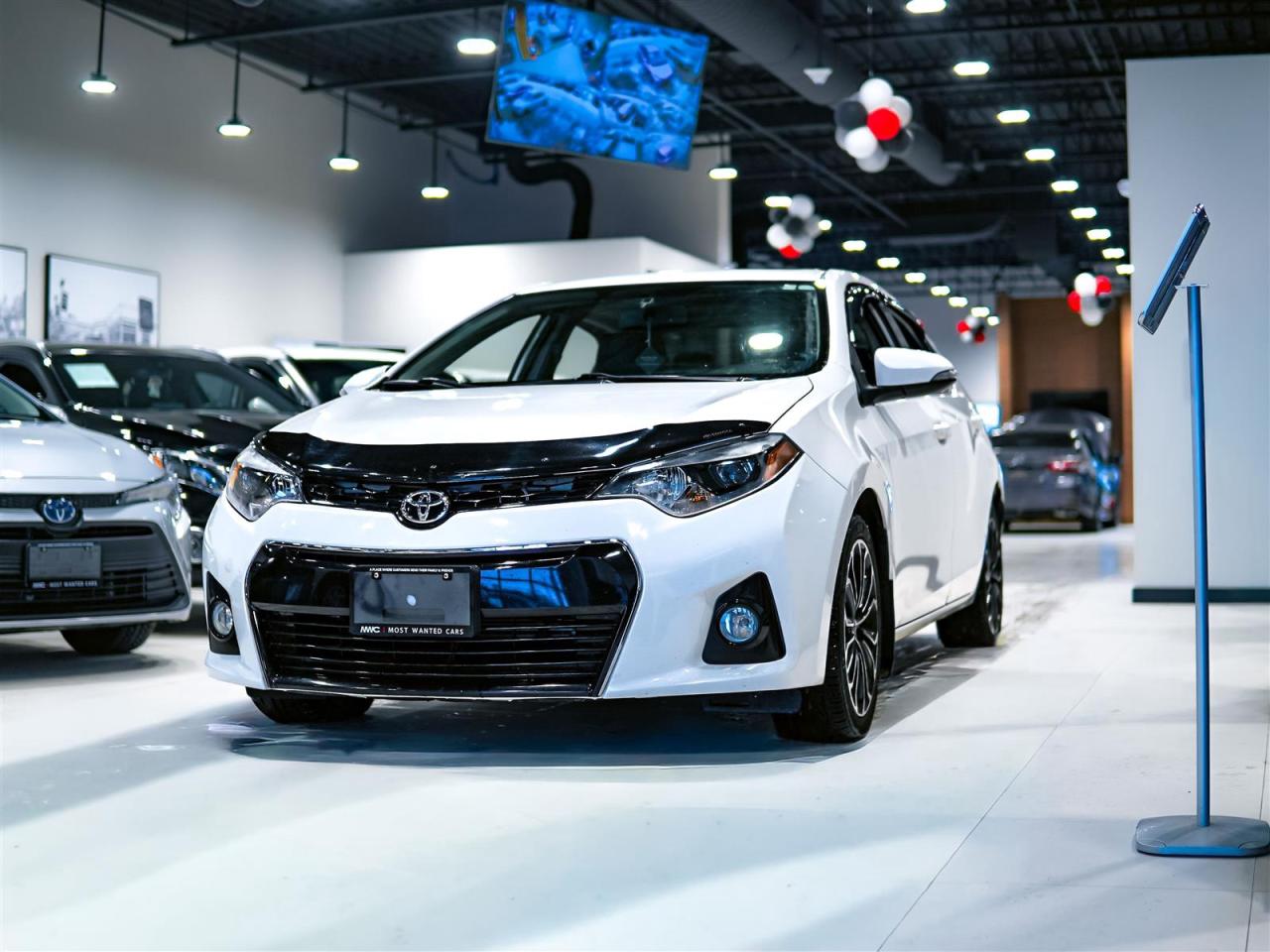 2015 Toyota Corolla S | LEATHER | SUNROOF | CAMERA | HEATED SEATS Photo