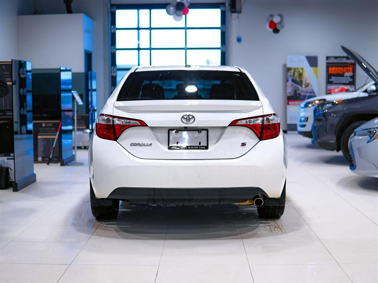 2015 Toyota Corolla S | LEATHER | SUNROOF | CAMERA | HEATED SEATS Photo