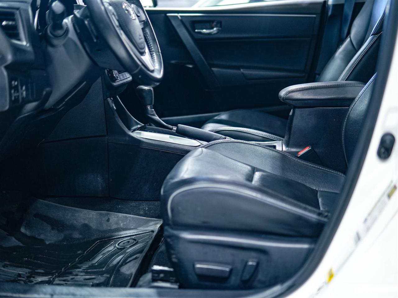 2015 Toyota Corolla S | LEATHER | SUNROOF | CAMERA | HEATED SEATS Photo