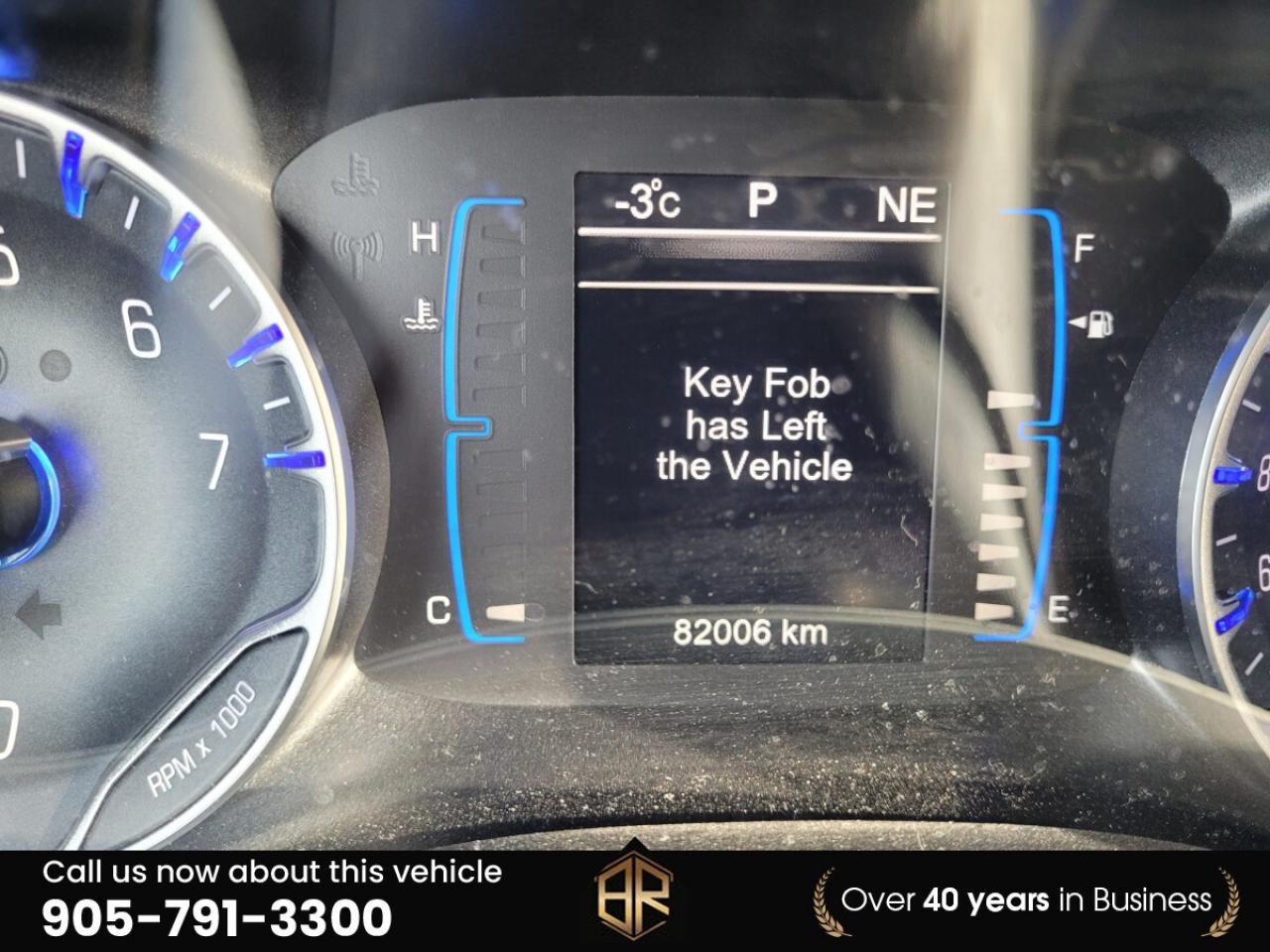 2017 Chrysler Pacifica Touring L | Stow & go | No Reported Accidents | Lo Photo