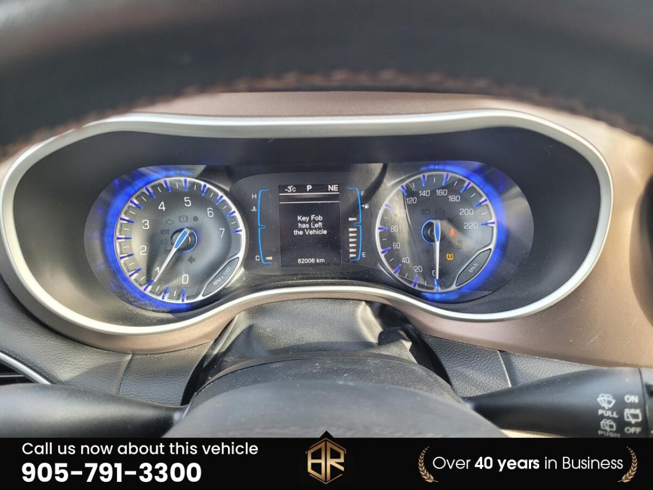 2017 Chrysler Pacifica Touring L | Stow & go | No Reported Accidents | Lo Photo