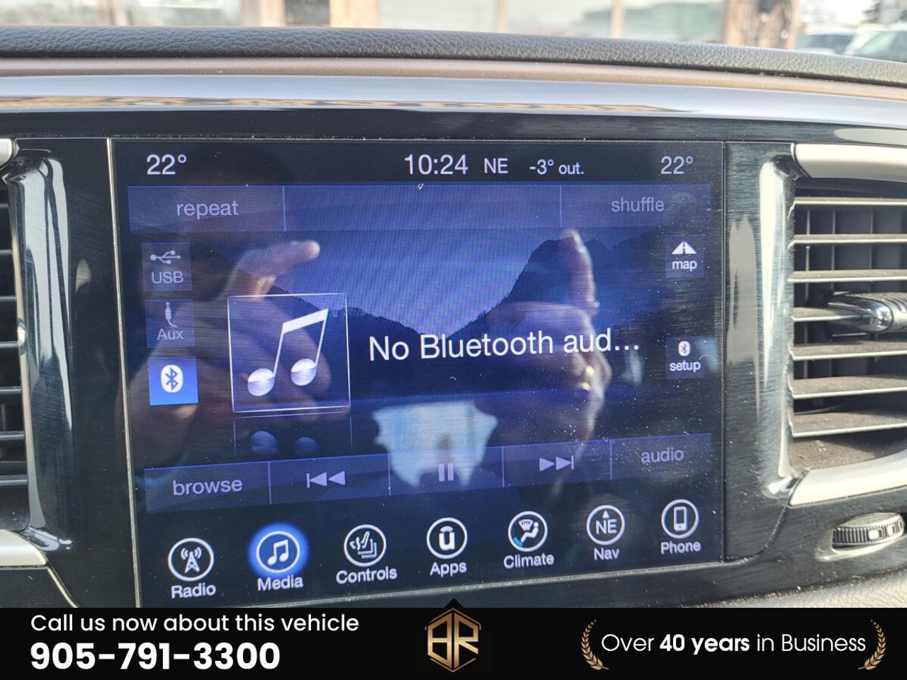 2017 Chrysler Pacifica Touring L | Stow & go | No Reported Accidents | Lo Photo