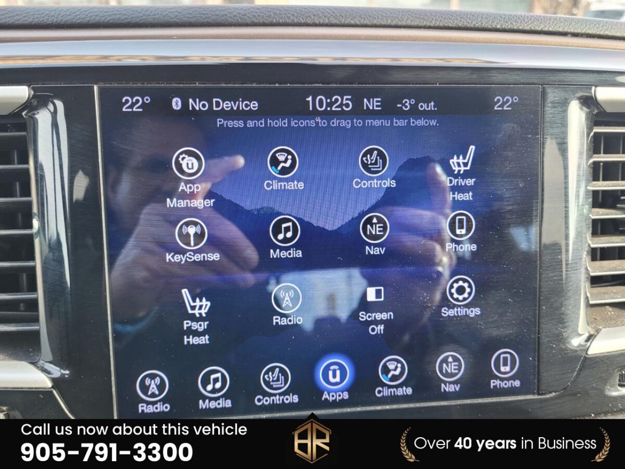 2017 Chrysler Pacifica Touring L | Stow & go | No Reported Accidents | Lo Photo