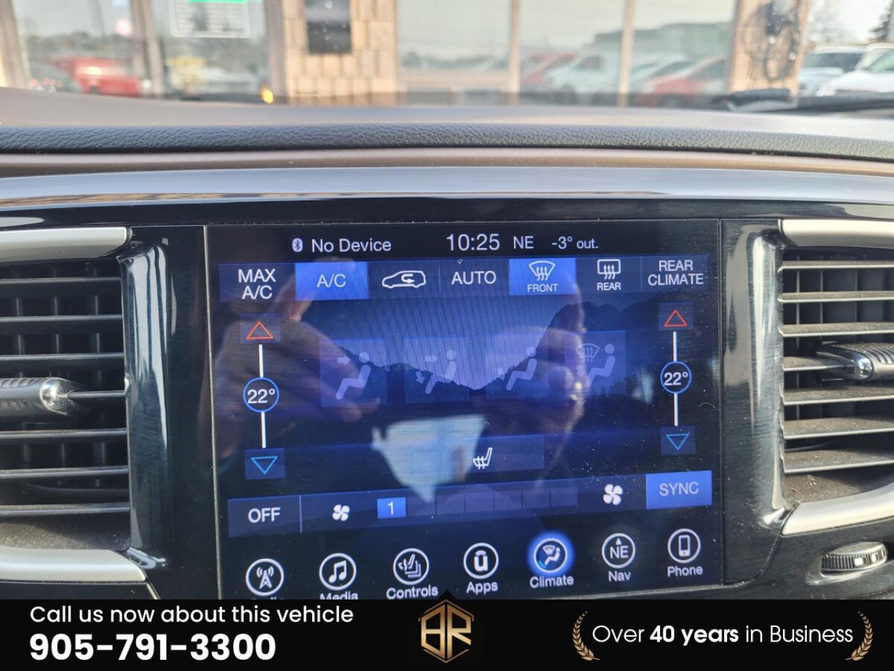 2017 Chrysler Pacifica Touring L | Stow & go | No Reported Accidents | Lo Photo