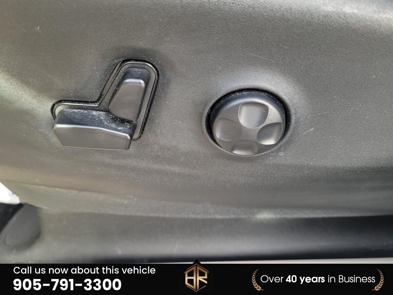 2017 Chrysler Pacifica Touring L | Stow & go | No Reported Accidents | Lo Photo