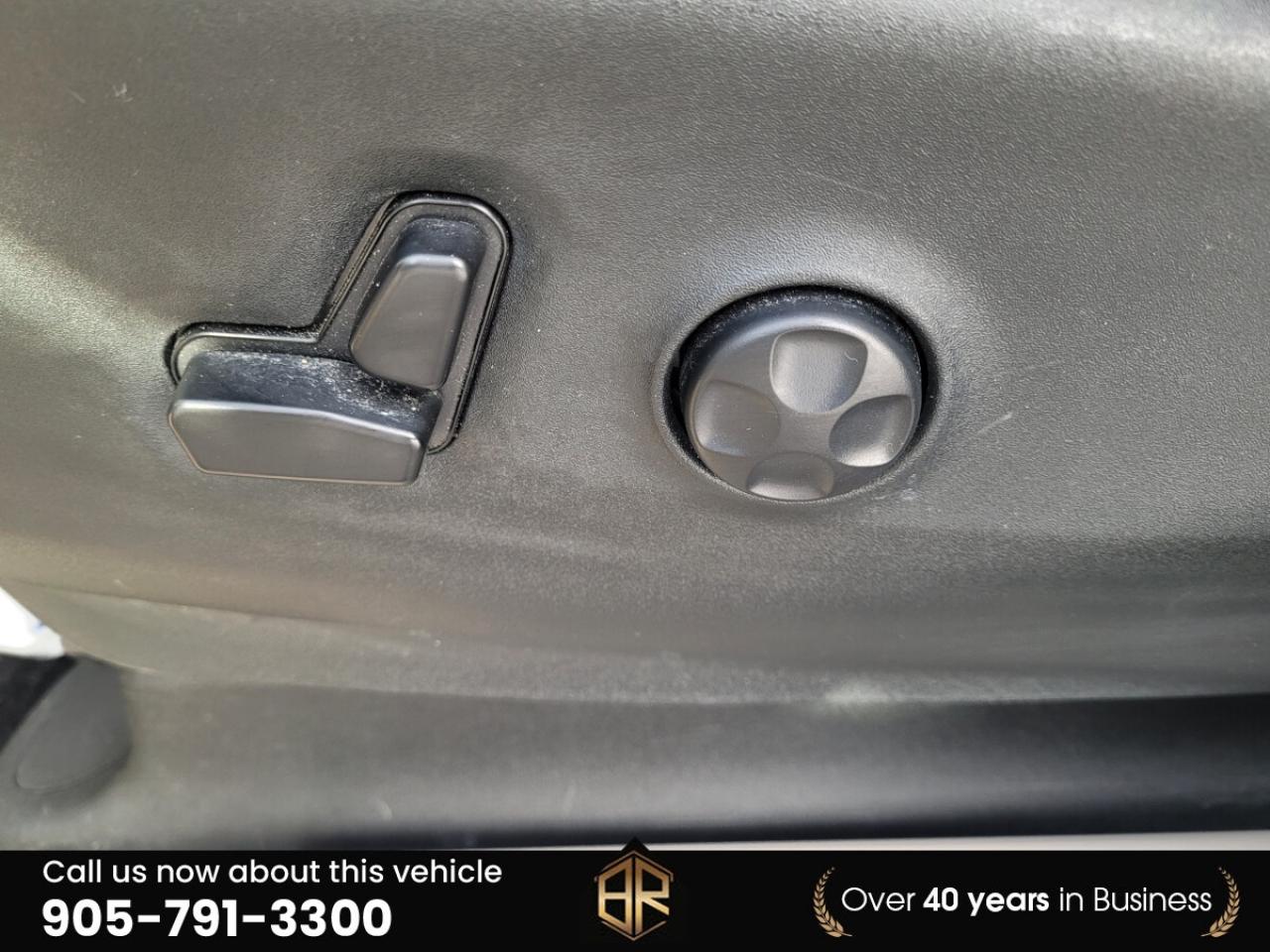 2017 Chrysler Pacifica Touring L | Stow & go | No Reported Accidents | Lo Photo