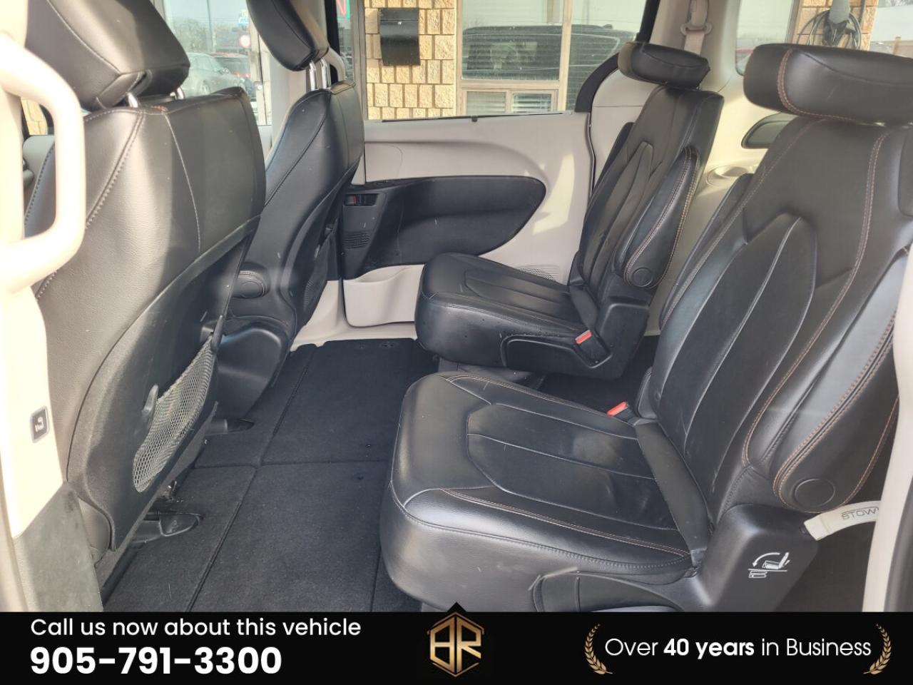 2017 Chrysler Pacifica Touring L | Stow & go | No Reported Accidents | Lo Photo