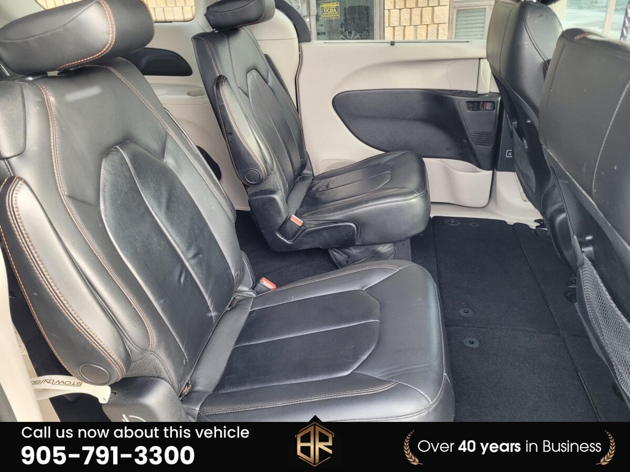 2017 Chrysler Pacifica Touring L | Stow & go | No Reported Accidents | Lo Photo