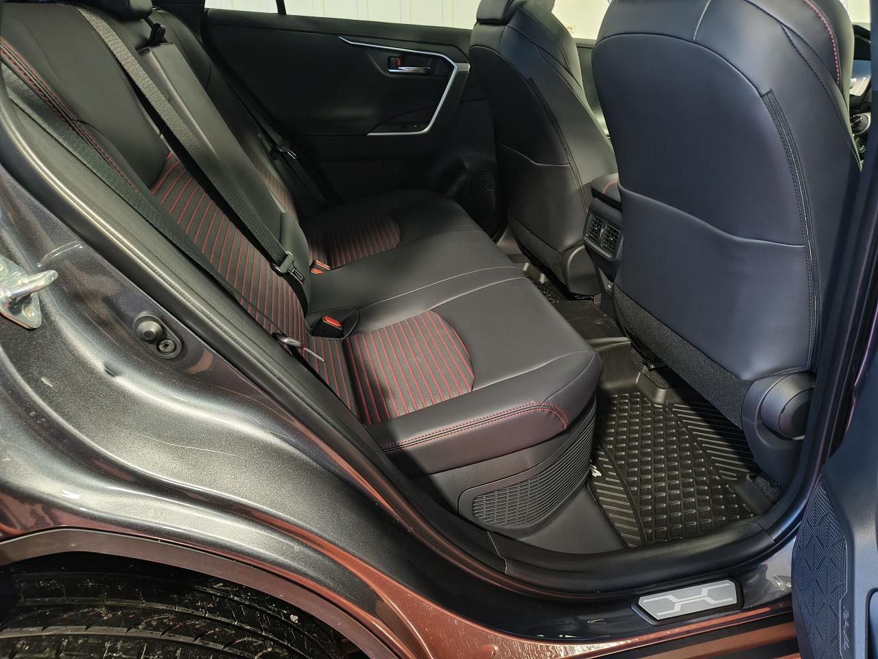 2025 Toyota RAV4 Plug-In Hybrid XSE AWD Photo0