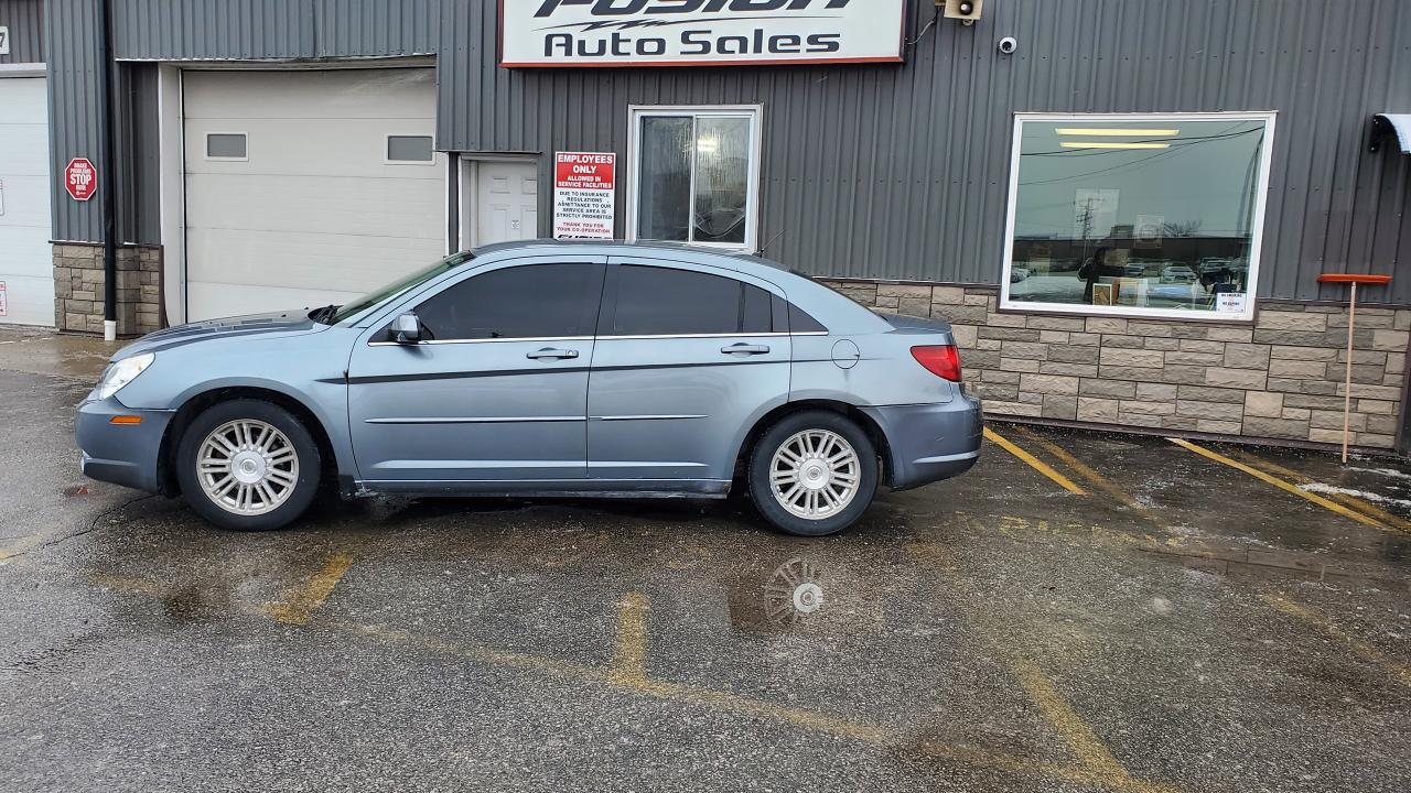 2009 Chrysler Sebring Touring Photo