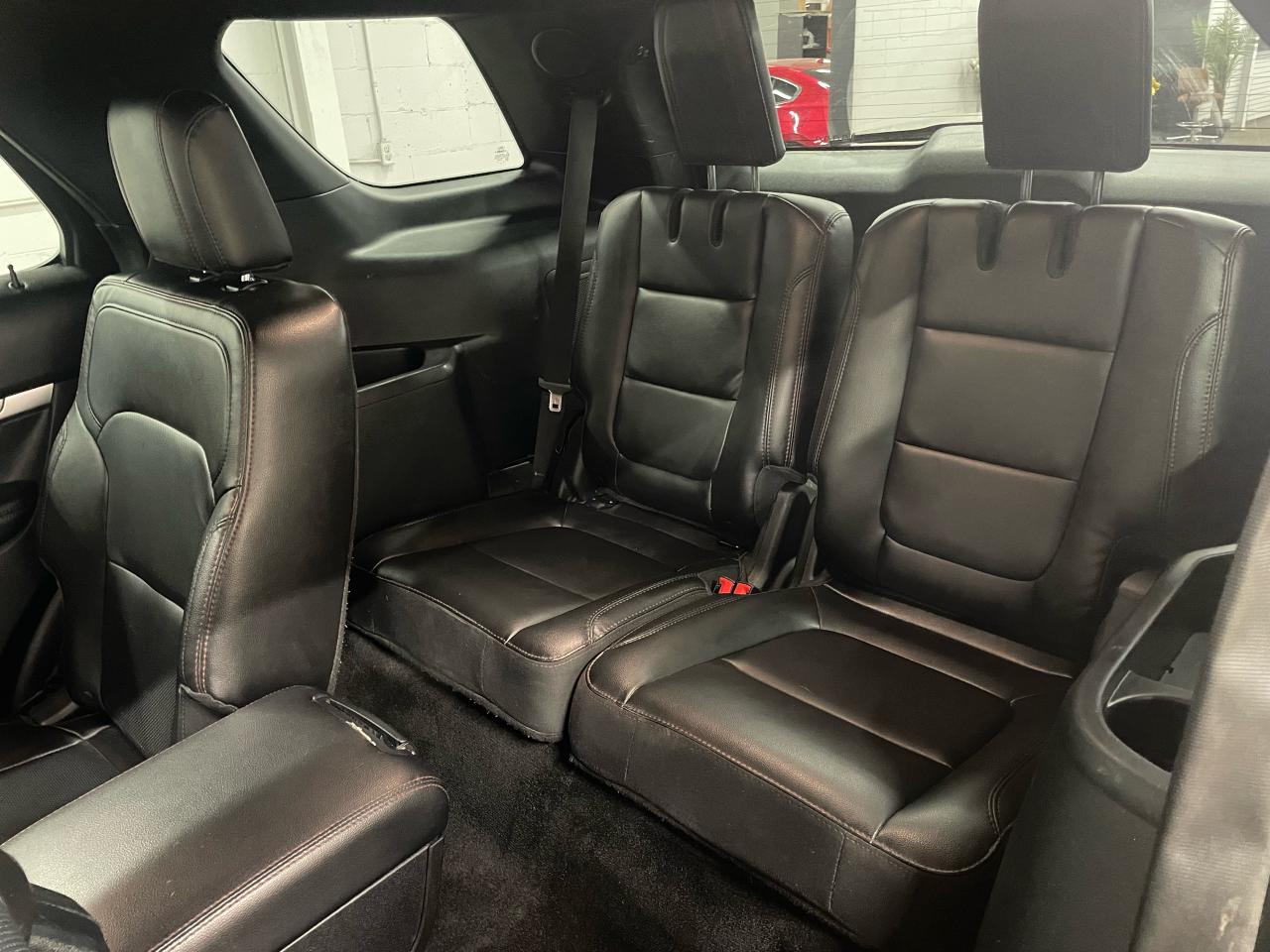 2018 Ford Explorer SPORT Photo29