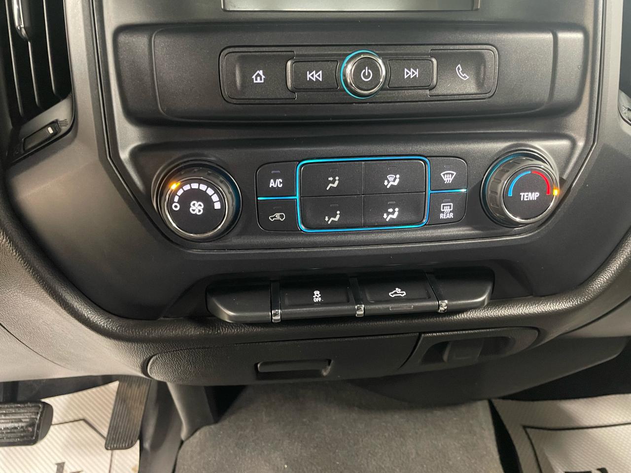 2019 Chevrolet Silverado 1500 Custom Photo17