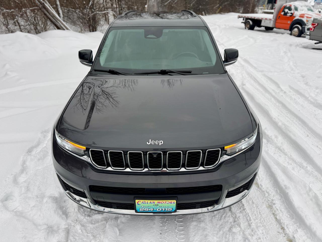 2023 Jeep Grand Cherokee L Limited Panoramic Roof | Clean CarFax Photo