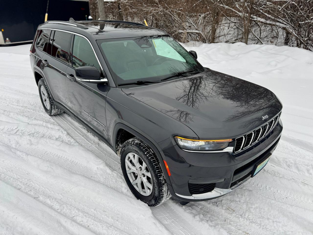 2023 Jeep Grand Cherokee L Limited Panoramic Roof | Clean CarFax Photo