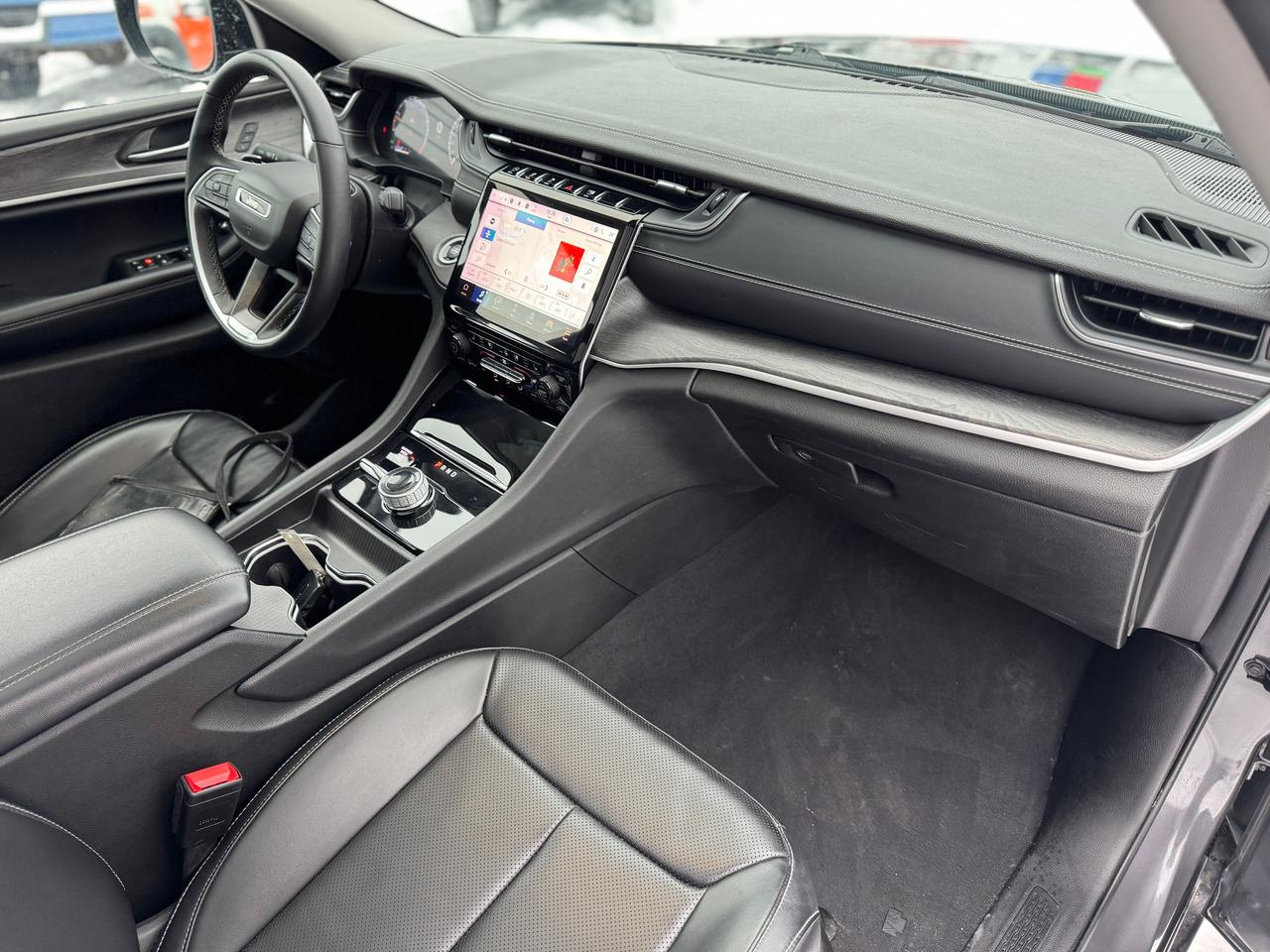 2023 Jeep Grand Cherokee L Limited Panoramic Roof | Clean CarFax Photo