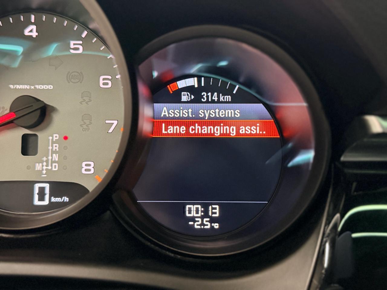 2016 Porsche Macan S|NAV|BACKUP|PANO|LKA|CHRONO|BOSE|CLEAN CARFAX| Photo