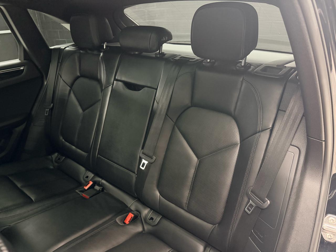 2016 Porsche Macan S|NAV|BACKUP|PANO|LKA|CHRONO|BOSE|CLEAN CARFAX| Photo