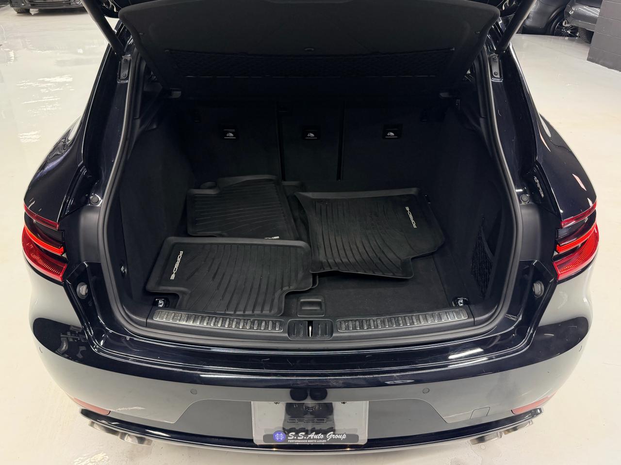 2016 Porsche Macan S|NAV|BACKUP|PANO|LKA|CHRONO|BOSE|CLEAN CARFAX| Photo