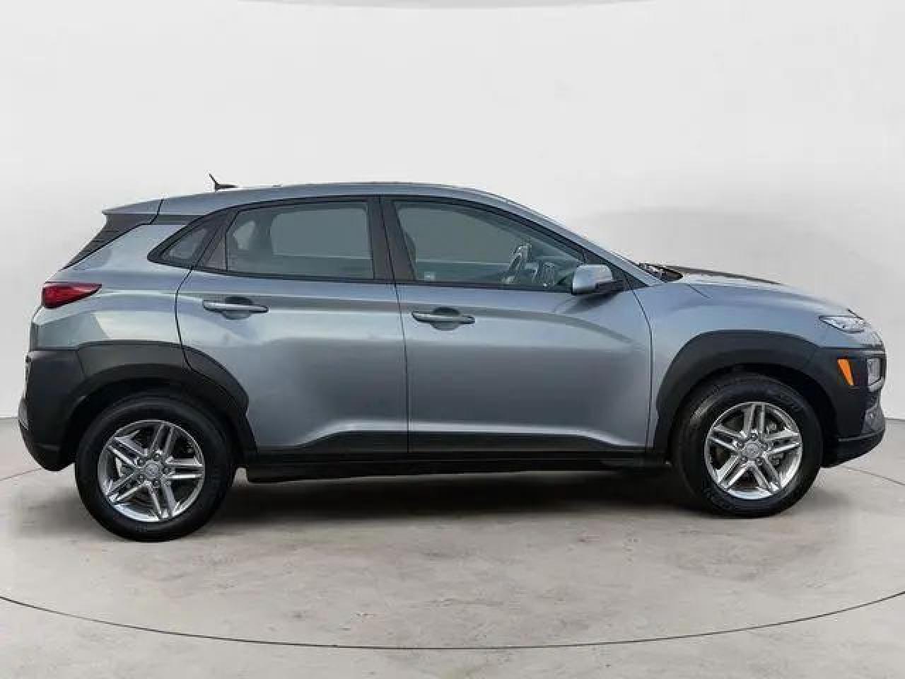 2021 Hyundai KONA Essential Photo