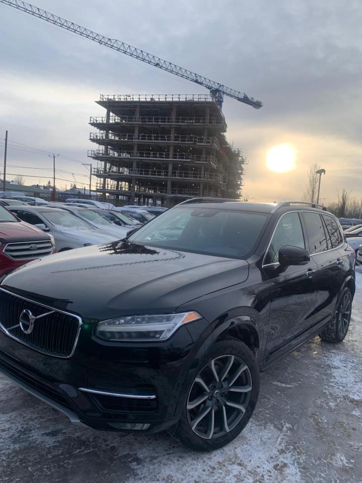 2018 Volvo XC90 Momentum - Photo #1