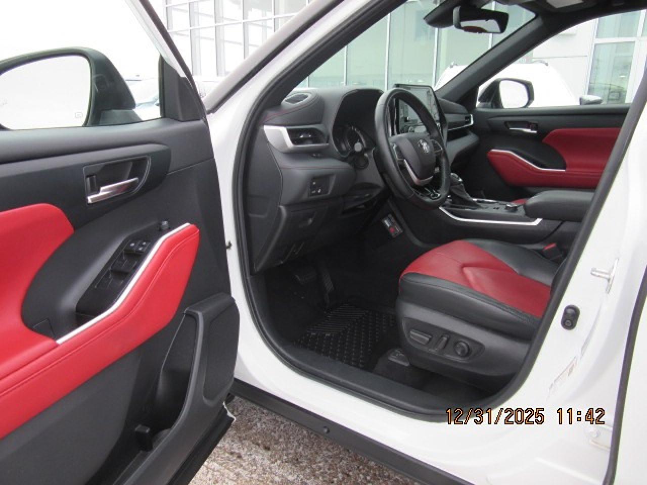 2022 Toyota Highlander XSE Photo