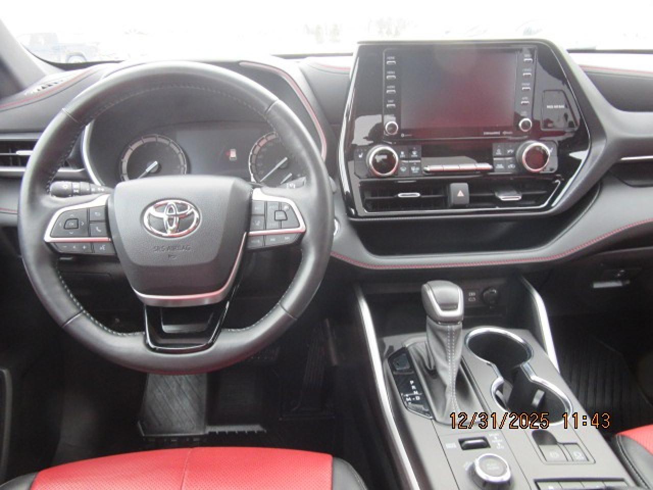 2022 Toyota Highlander XSE Photo