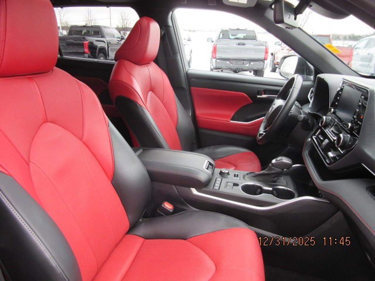 2022 Toyota Highlander XSE Photo