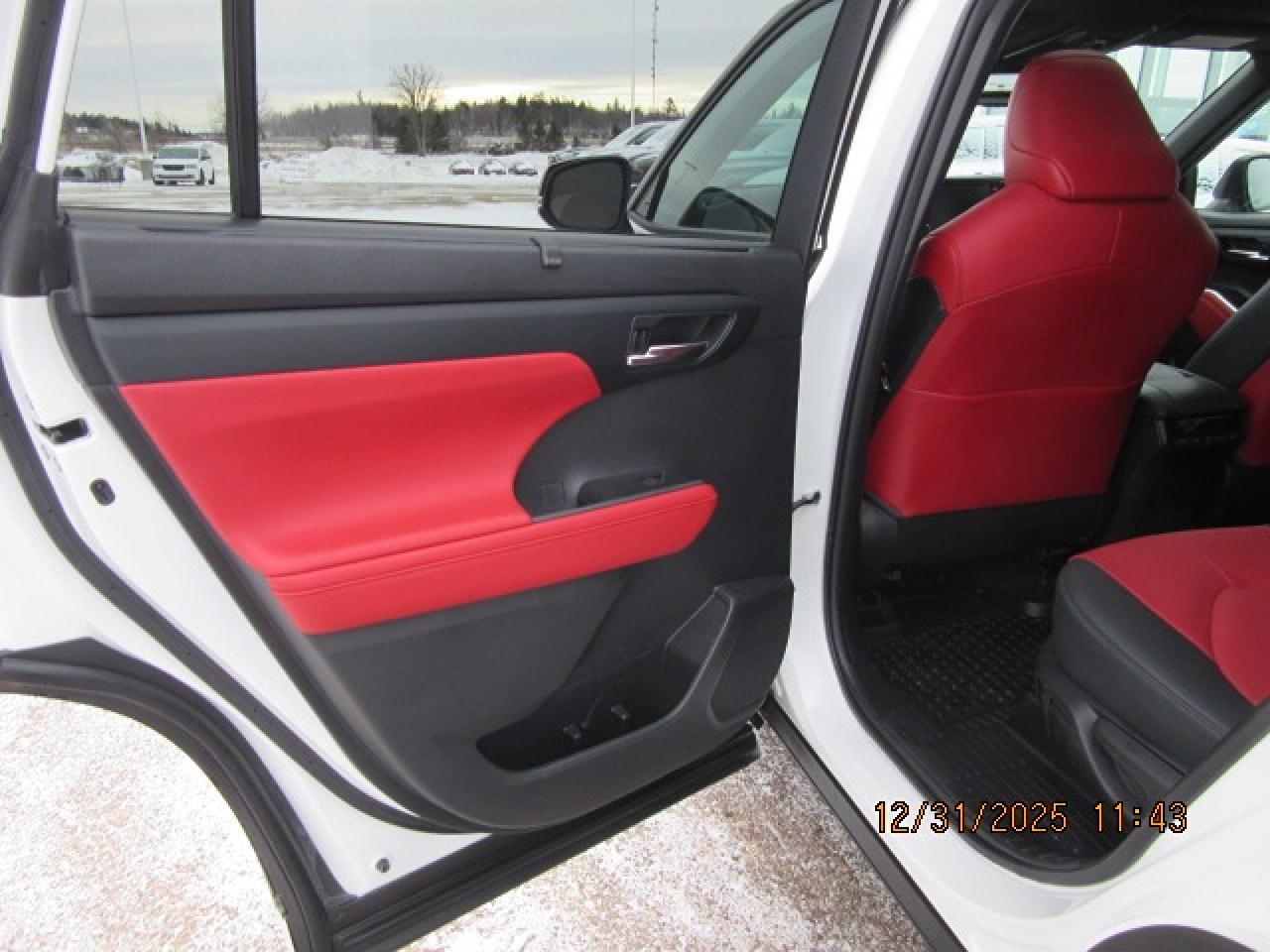 2022 Toyota Highlander XSE Photo