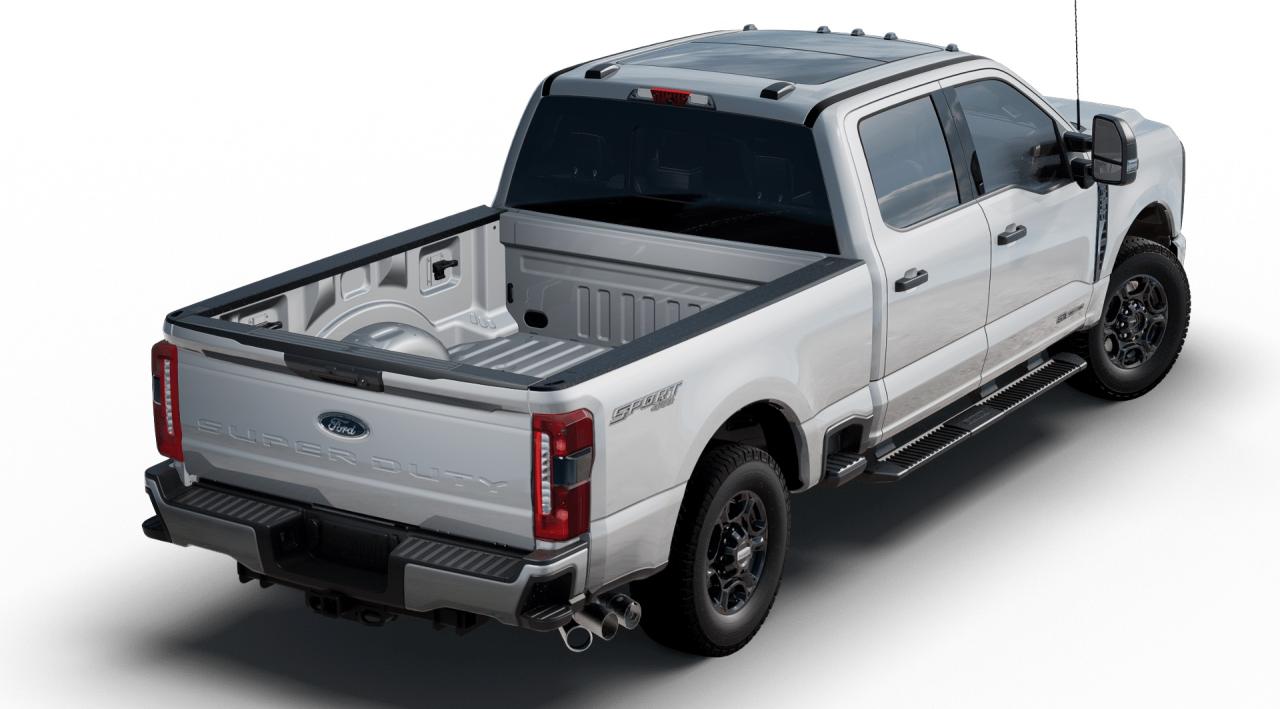 2023 Ford F-250 XLT 4WD Crew Cab 6.75' Box Photo2