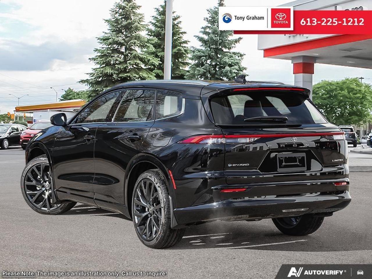 2025 Toyota Crown Signia Limited Photo3