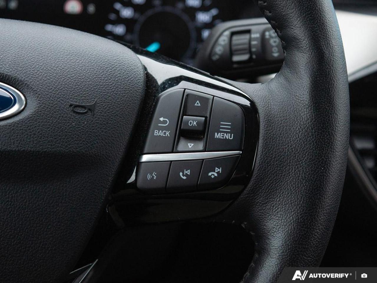 2021 Ford Escape SEL Photo