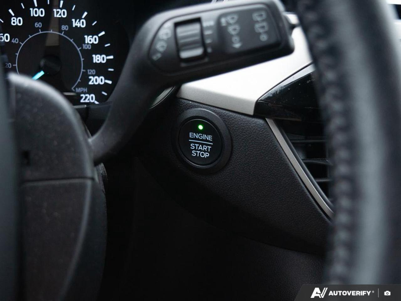 2021 Ford Escape SEL Photo